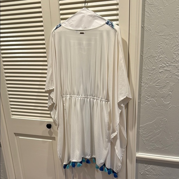 Cabana Life Coverup Tunic with Dolman Sleeves - Picture 8 of 8